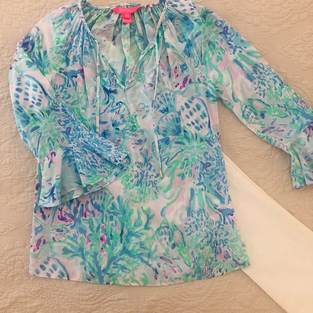 Lilly Pulitzer Willa Flounce Top - Picture 3 of 7